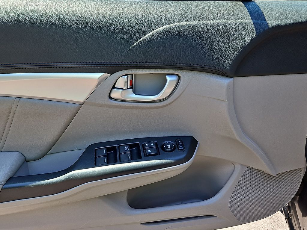 Thumbnail: 2013 Honda Civic - 20
