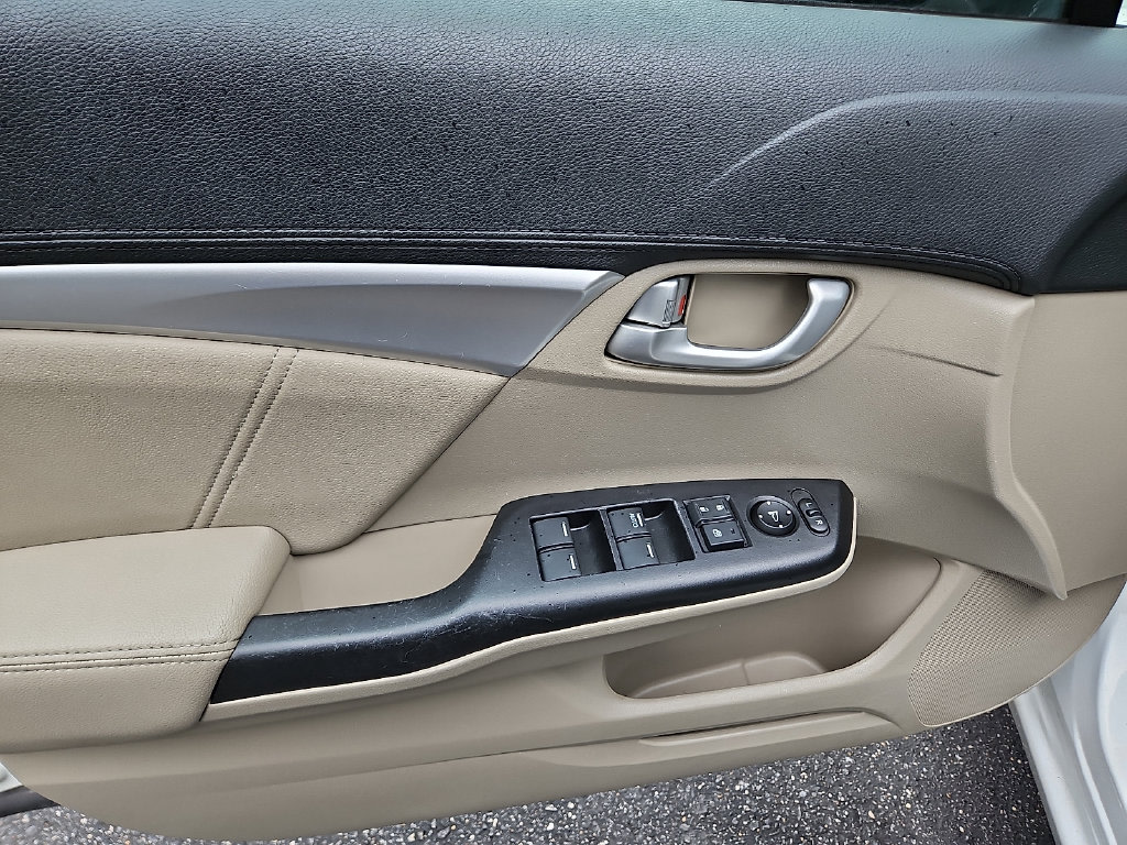 Thumbnail: 2015 Honda Civic - 20