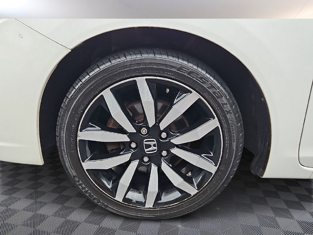 Thumbnail: 2015 Honda Civic - 8