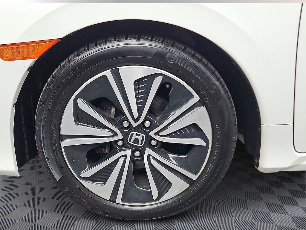 Thumbnail: 2017 Honda Civic - 8