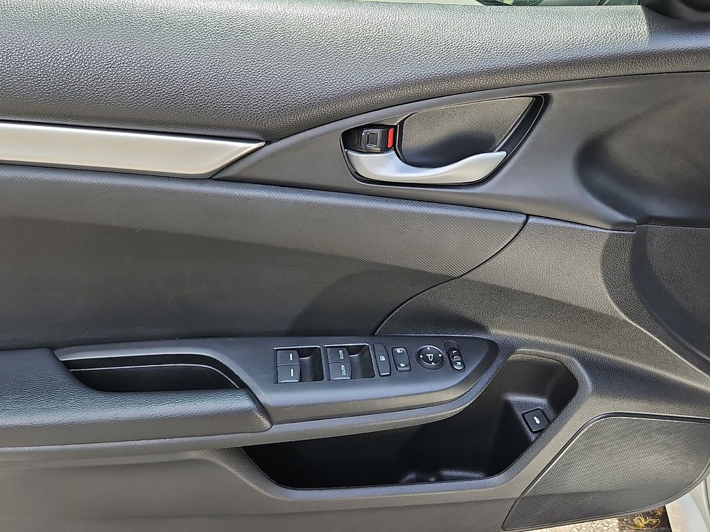 Thumbnail: 2021 Honda Civic - 21