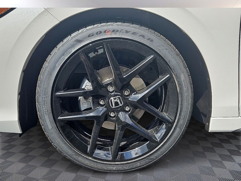 Thumbnail: 2026 Honda Civic - 5