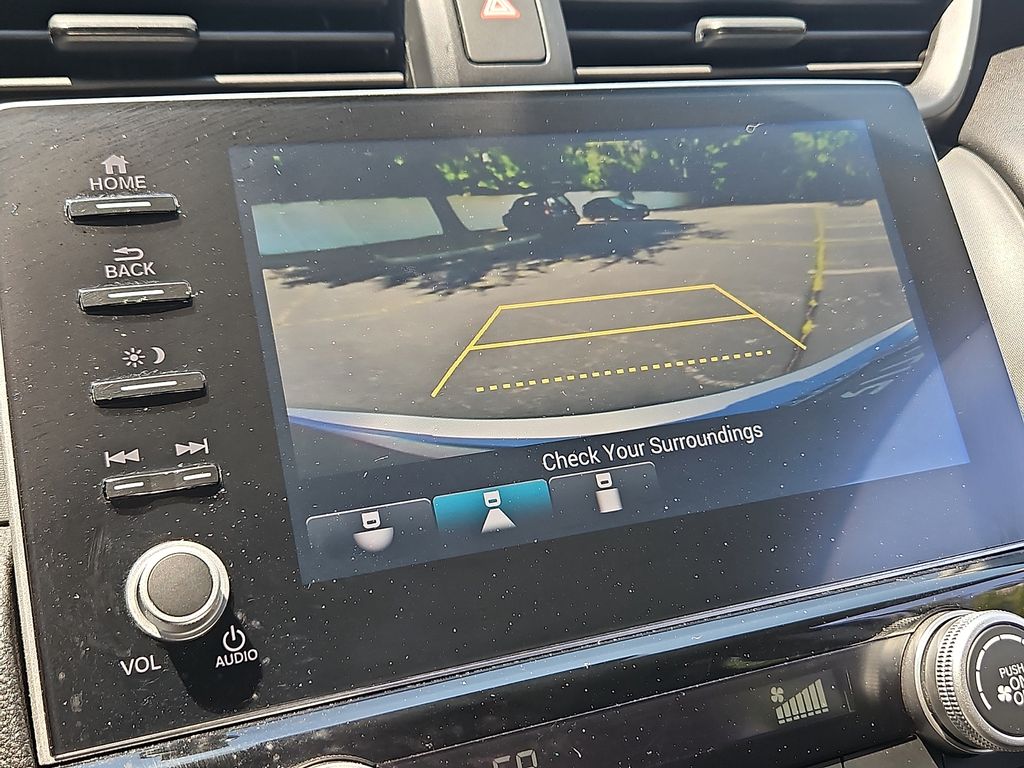 Thumbnail: 2019 Honda Insight - 23