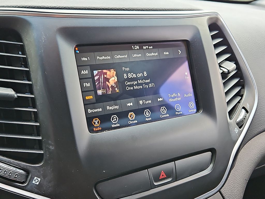 Thumbnail: 2019 Jeep Cherokee - 13