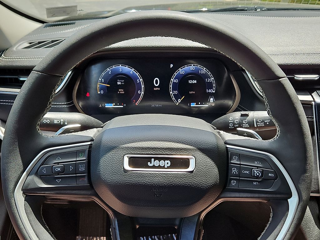 Thumbnail: 2023 Jeep Grand Cherokee - 2