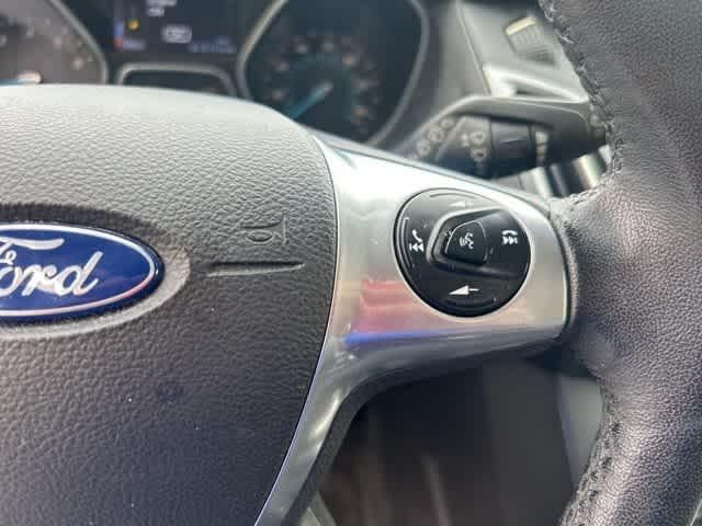 2014 Ford Focus Titanium 24