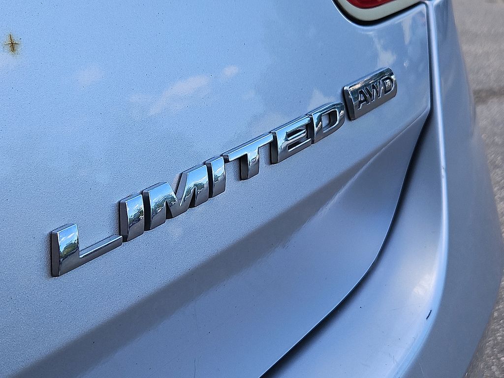 Thumbnail: 2010 Ford Taurus - 30