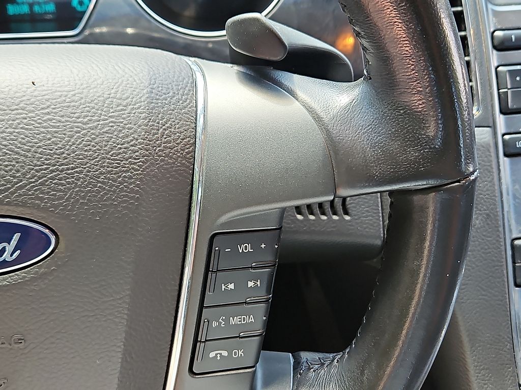 Thumbnail: 2010 Ford Taurus - 26