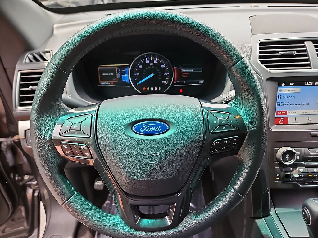 Thumbnail: 2019 Ford Explorer - 10