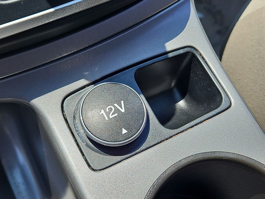 Thumbnail: 2013 Ford Escape - 26