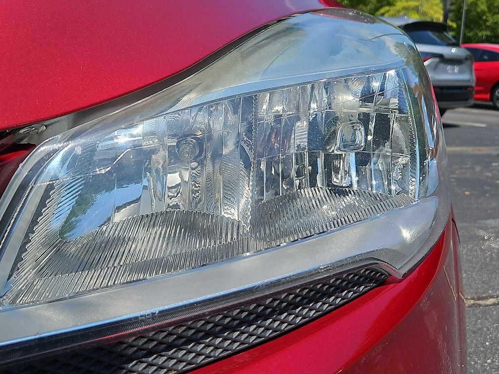 Thumbnail: 2013 Ford Escape - 20