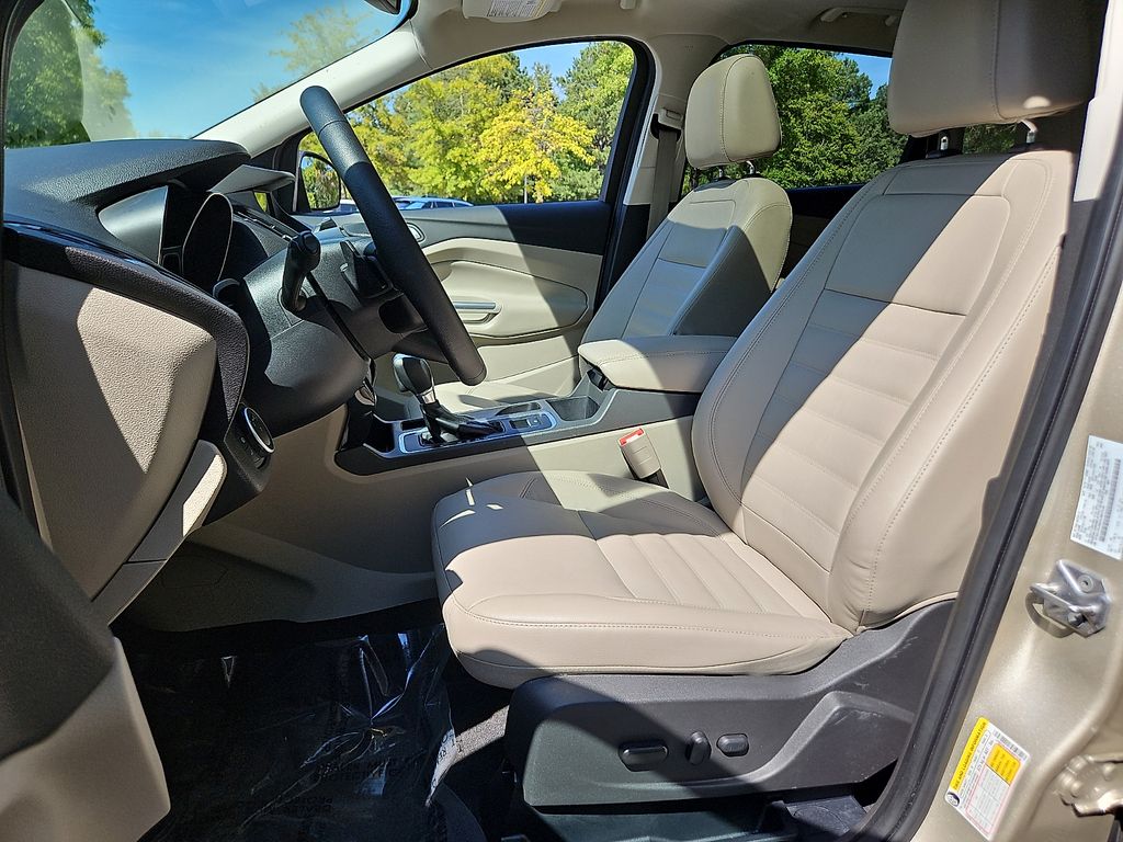 Thumbnail: 2017 Ford Escape - 11