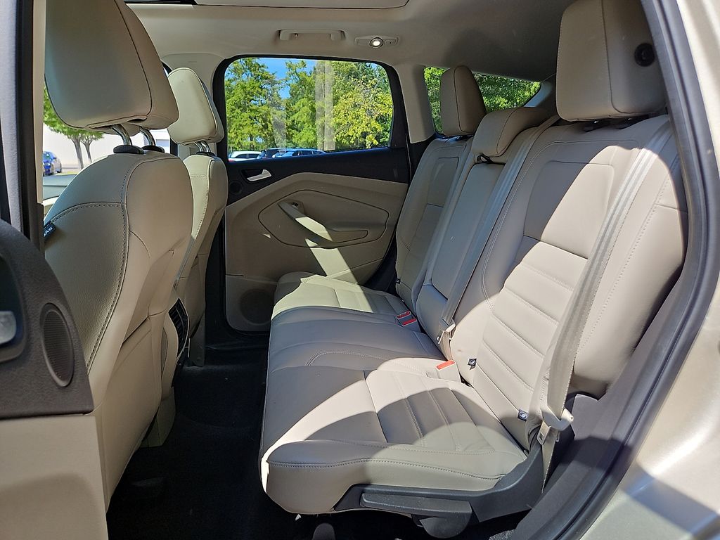 Thumbnail: 2017 Ford Escape - 12