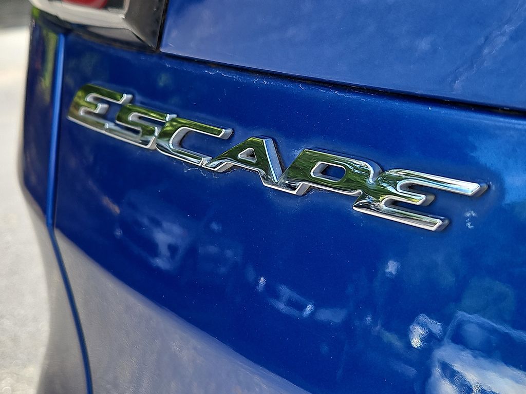 Thumbnail: 2018 Ford Escape - 7