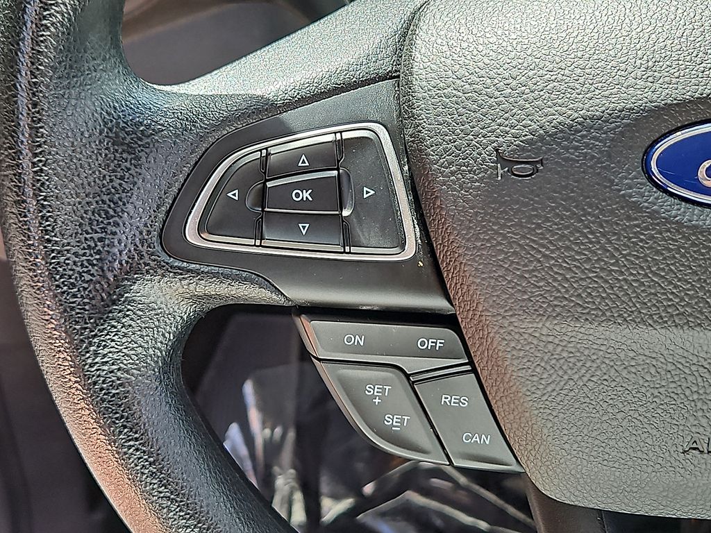 Thumbnail: 2018 Ford Escape - 26