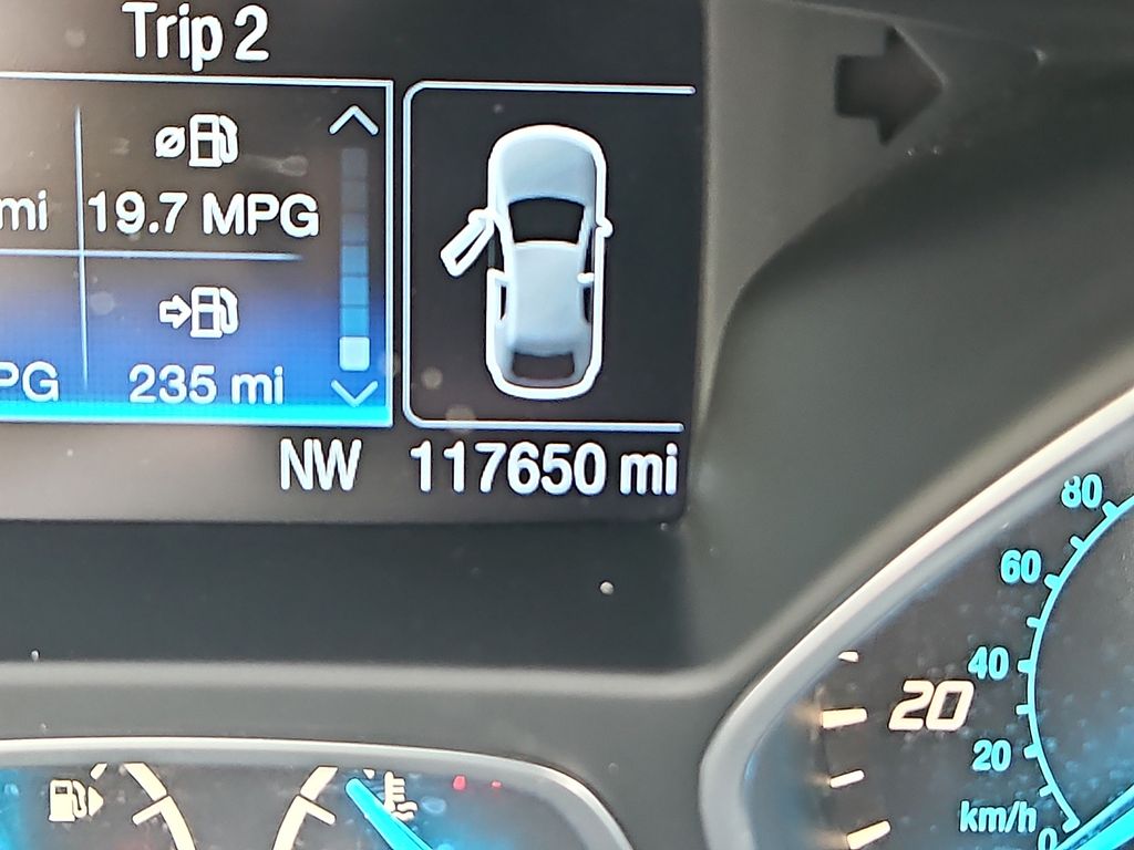 Thumbnail: 2016 Ford Escape - 15