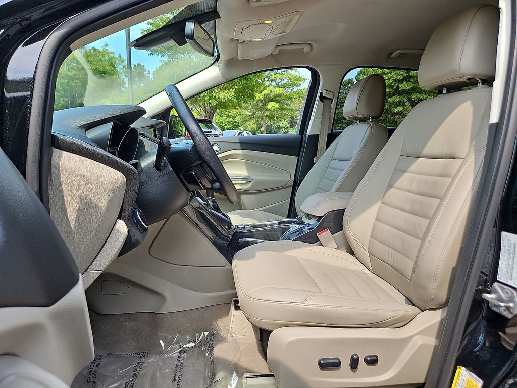 Thumbnail: 2016 Ford Escape - 11
