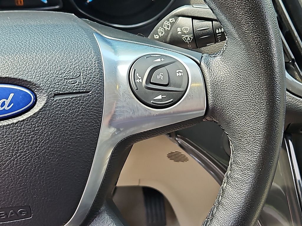 Thumbnail: 2016 Ford Escape - 27