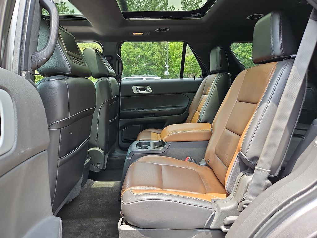 Thumbnail: 2011 Ford Explorer - 12