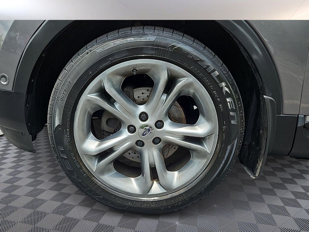 Thumbnail: 2011 Ford Explorer - 8