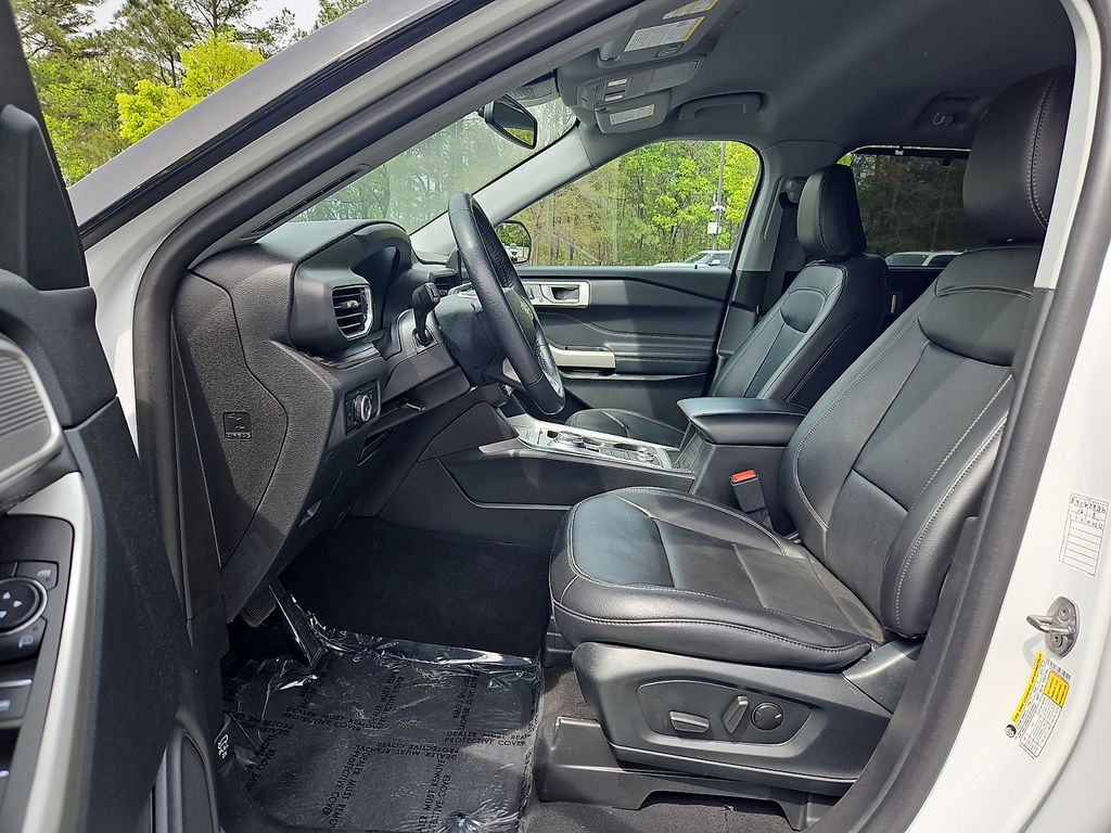Thumbnail: 2023 Ford Explorer - 10