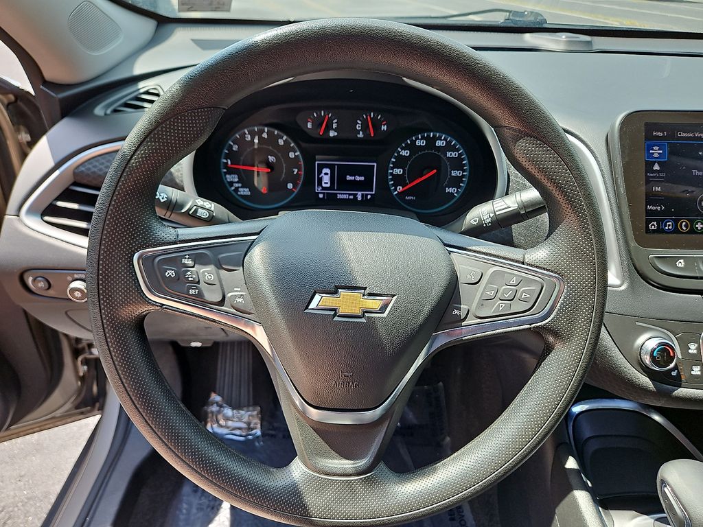 Thumbnail: 2025 Chevrolet Malibu - 2