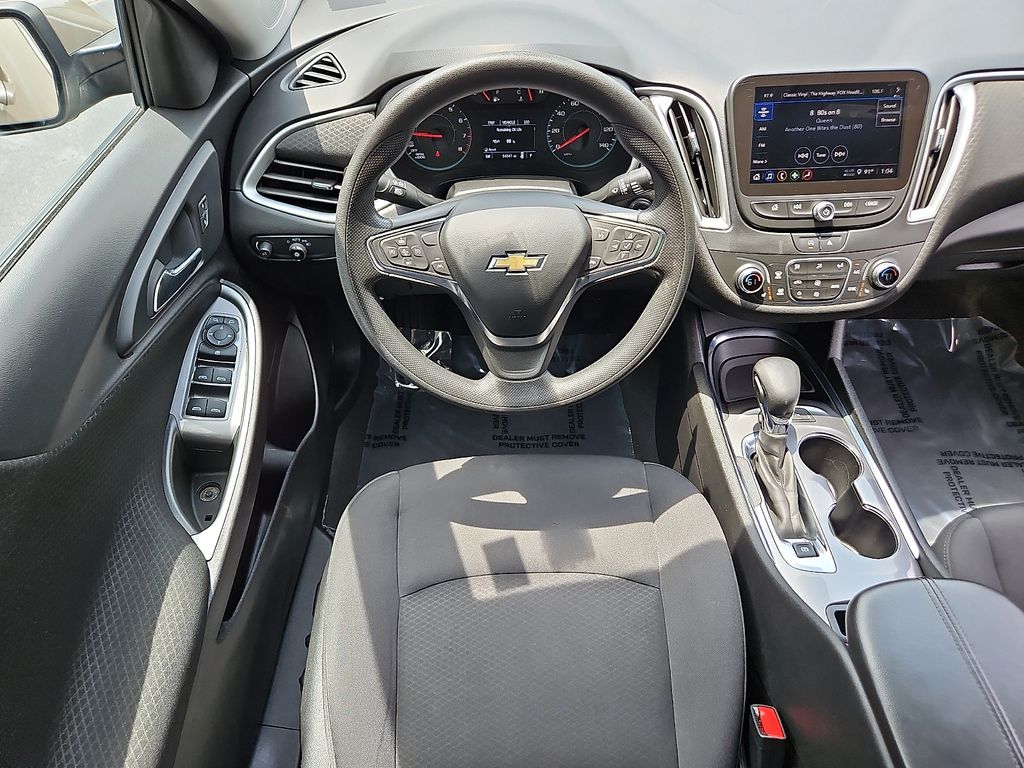 Thumbnail: 2024 Chevrolet Malibu - 2