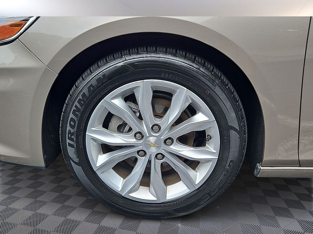 Thumbnail: 2024 Chevrolet Malibu - 8