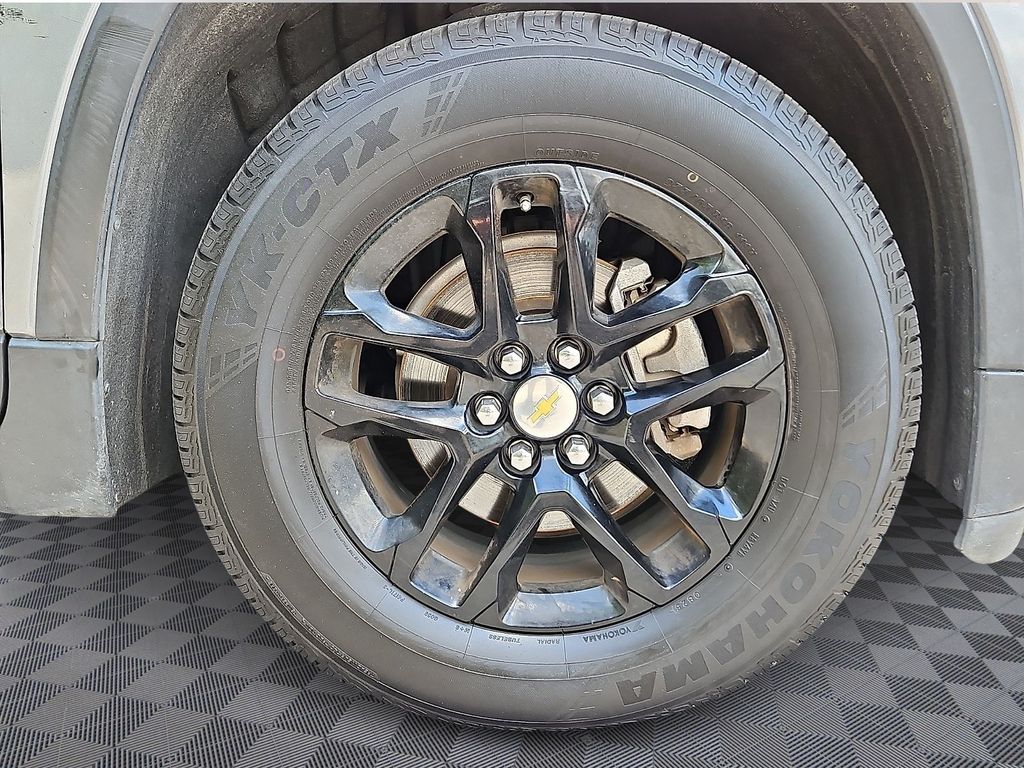 Thumbnail: 2020 Chevrolet Traverse - 8