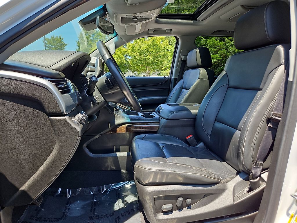Thumbnail: 2020 Chevrolet Suburban - 11