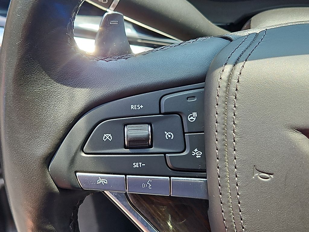Thumbnail: 2022 Cadillac XT6 - 25