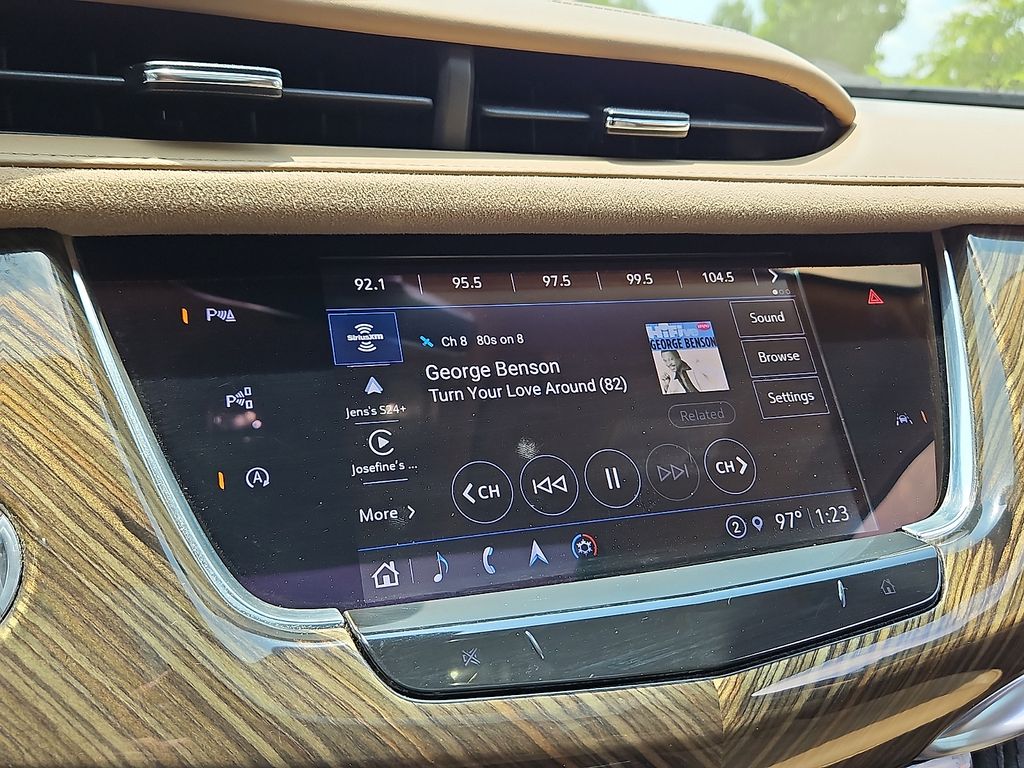 Thumbnail: 2022 Cadillac XT6 - 12