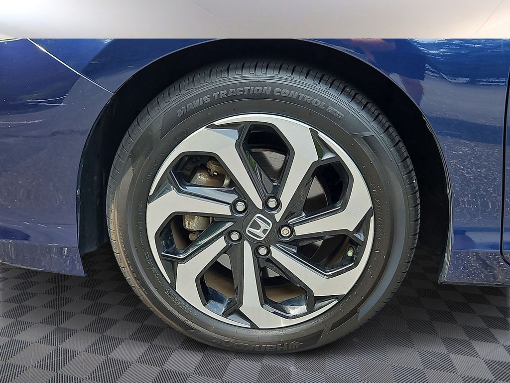Thumbnail: 2017 Honda Accord - 8