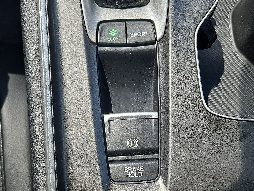 Thumbnail: 2018 Honda Accord - 27