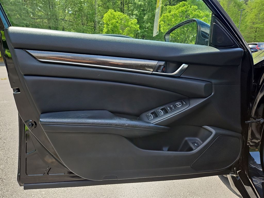 Thumbnail: 2018 Honda Accord - 20