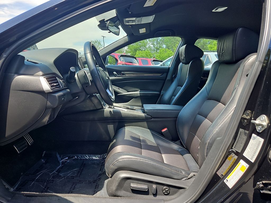 Thumbnail: 2018 Honda Accord - 11