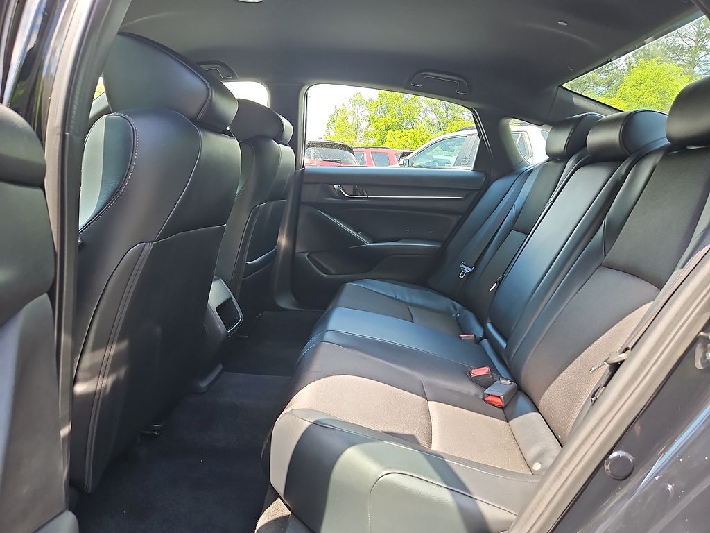 Thumbnail: 2018 Honda Accord - 12