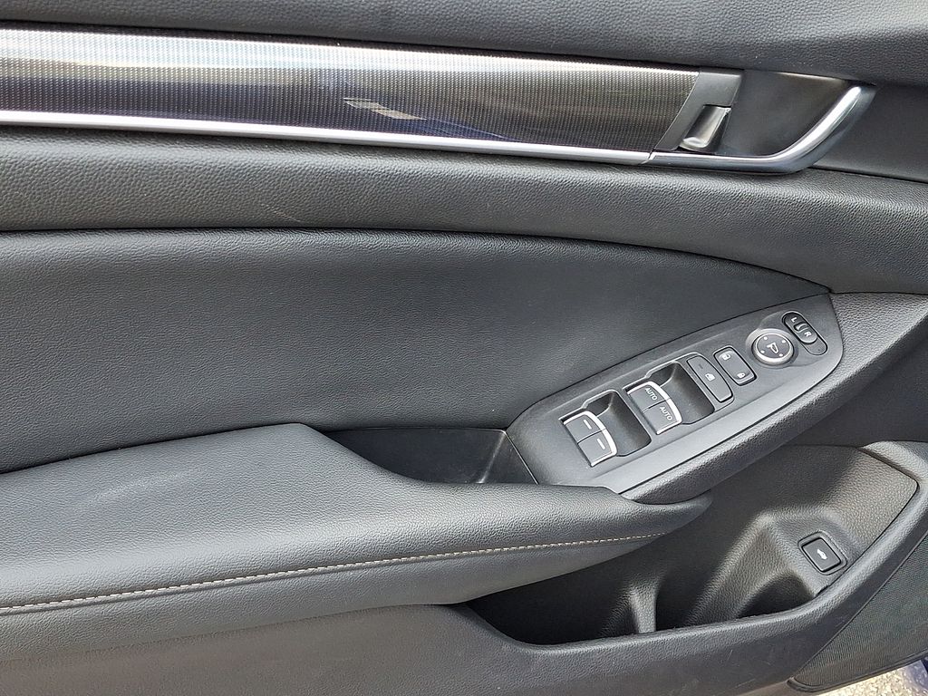 2021 Honda Accord Sport - Photo 20