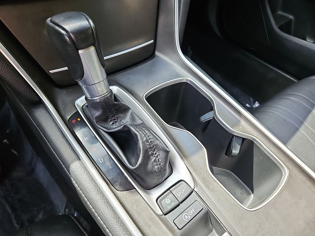 Thumbnail: 2022 Honda Accord - 11