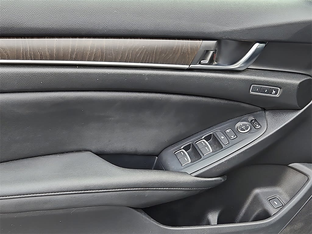 Thumbnail: 2019 Honda Accord - 20
