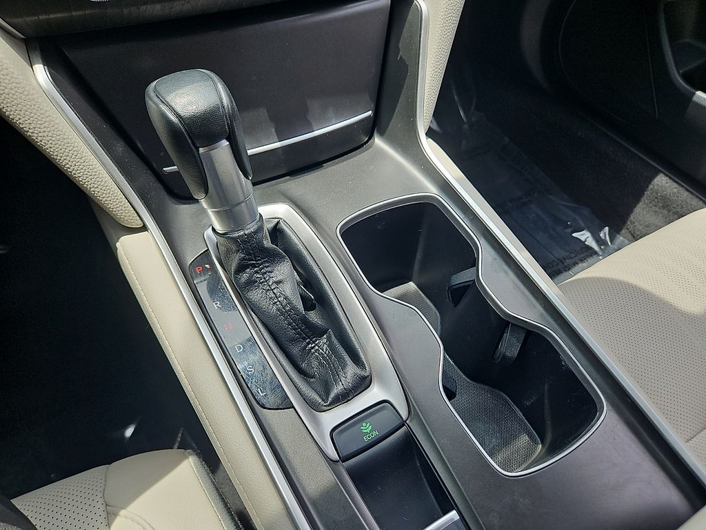 Thumbnail: 2020 Honda Accord - 14