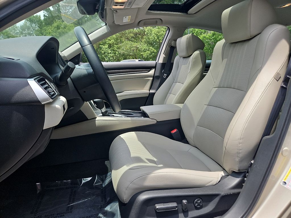 Thumbnail: 2020 Honda Accord - 11