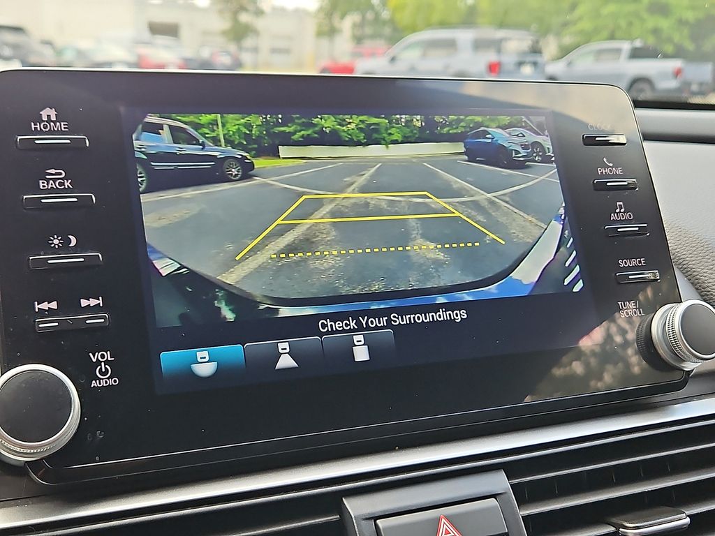 Thumbnail: 2022 Honda Accord - 16