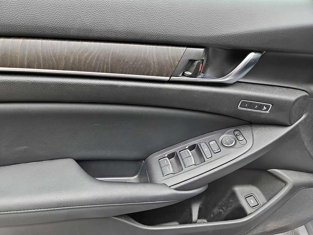 Thumbnail: 2022 Honda Accord - 21