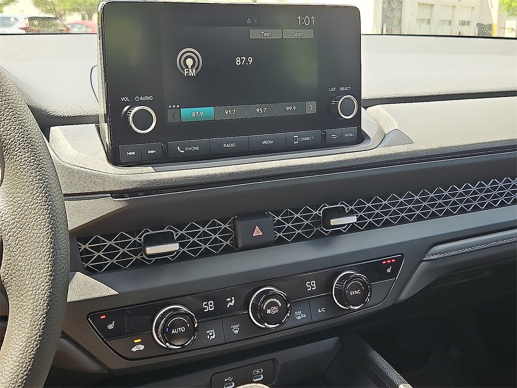 Thumbnail: 2025 Honda Accord - 9