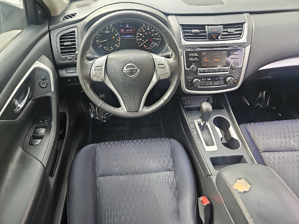 Thumbnail: 2017 Nissan Altima - 2