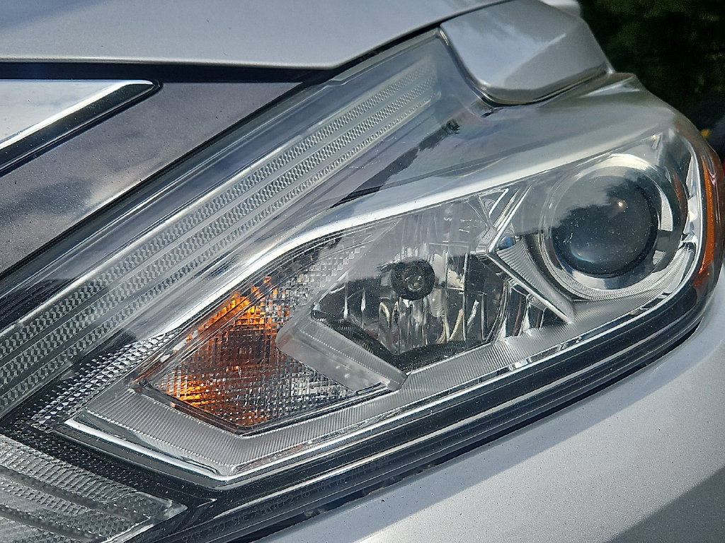 Thumbnail: 2017 Nissan Altima - 20