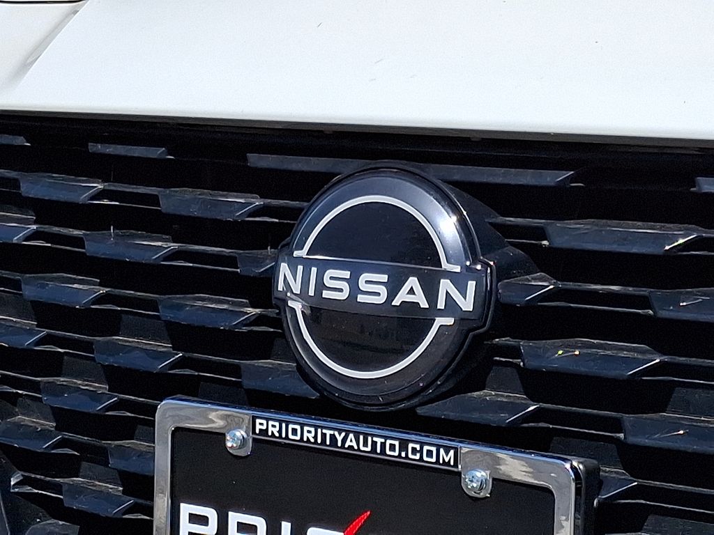 Thumbnail: 2023 Nissan Altima - 7
