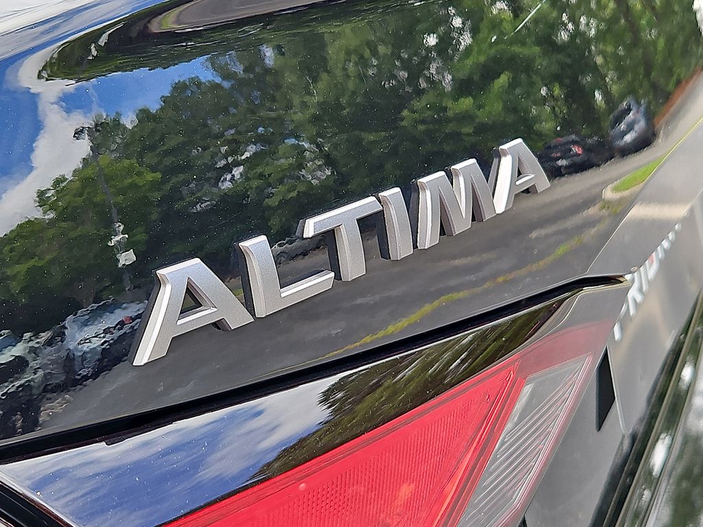 Thumbnail: 2025 Nissan Altima - 7