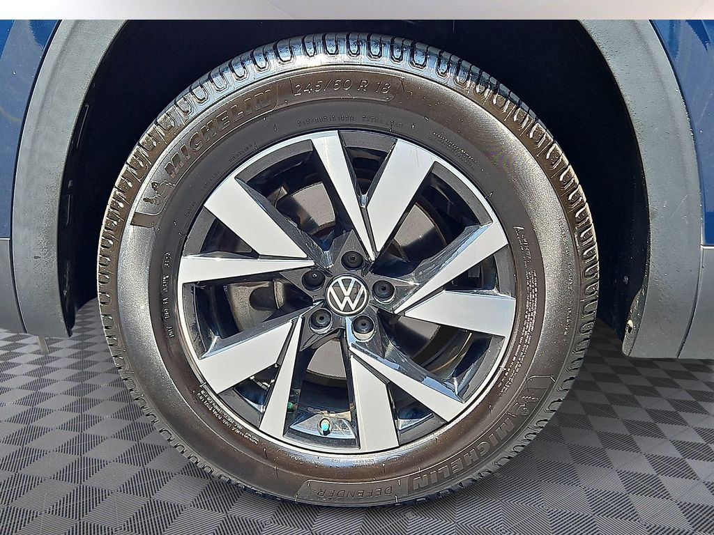 Thumbnail: 2021 Volkswagen Atlas - 7